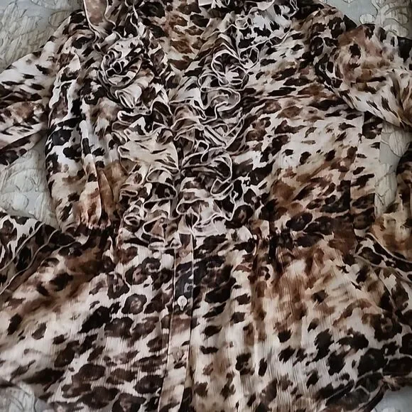 Vintage Spiegel Double Ruffle Neckline Long Sleeved Leopard Print Blouse - Picture 5 of 10